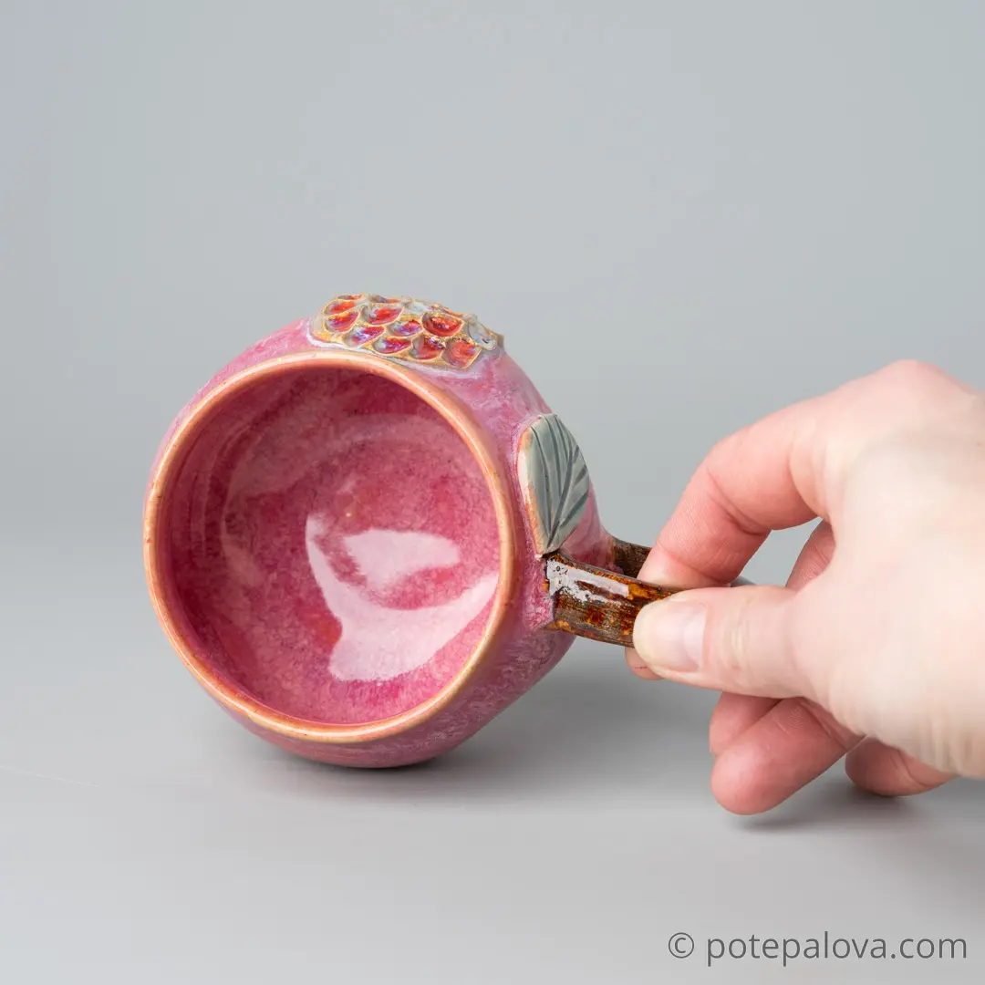 картинка Чашка Светланы Шумских "Гранат" 3 - DishWishes.Ru