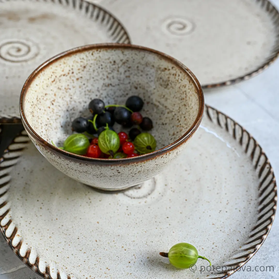 картинка Керамический салатник из серии Елены Ким - DishWishes.Ru