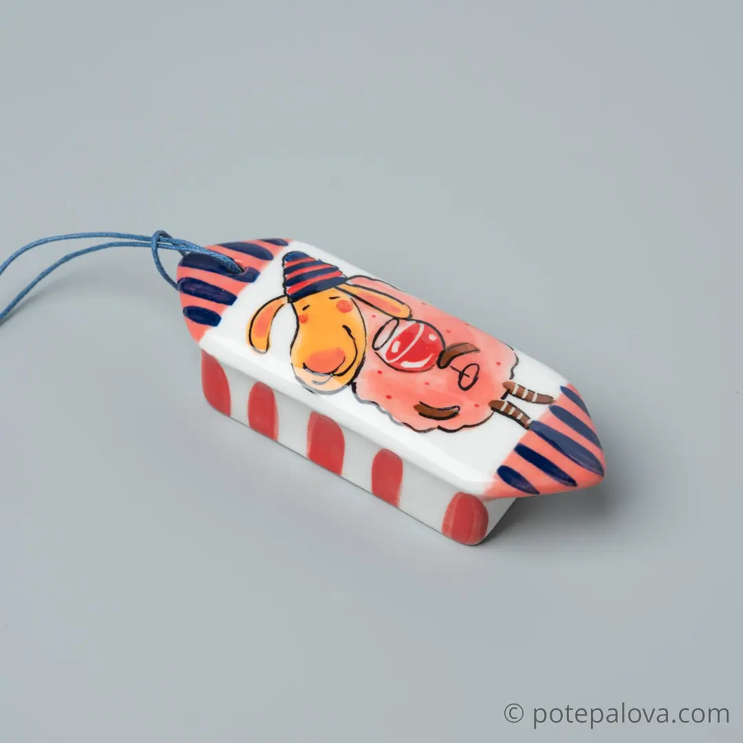картинка Елочная игрушка в форме конфеты "Овечка с винишком" - DishWishes.Ru