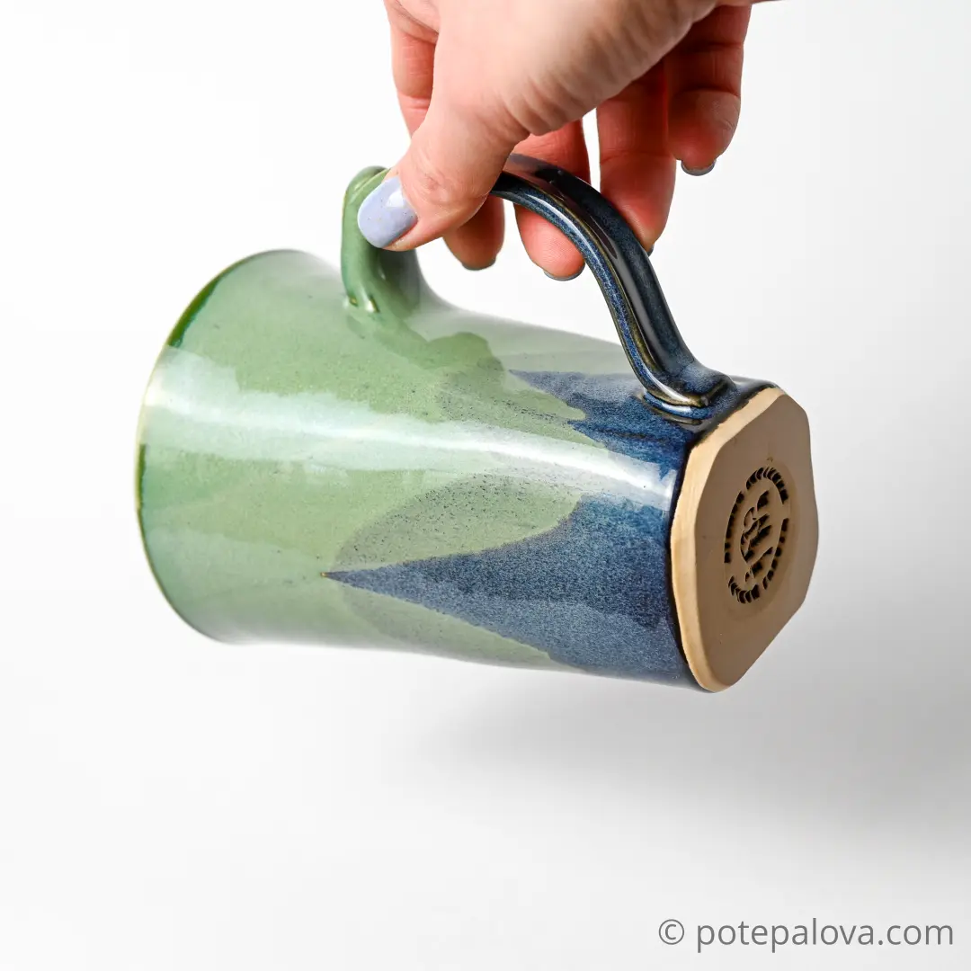 картинка Высокая кружка Pottery Atelier сине-зеленая - DishWishes.Ru