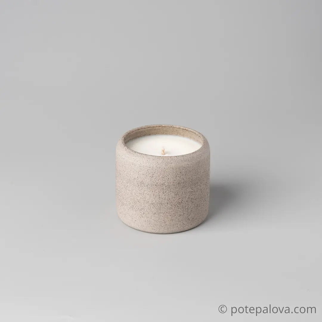 картинка Свеча План Б "Магнолия и базилик" 130 мл - DishWishes.Ru