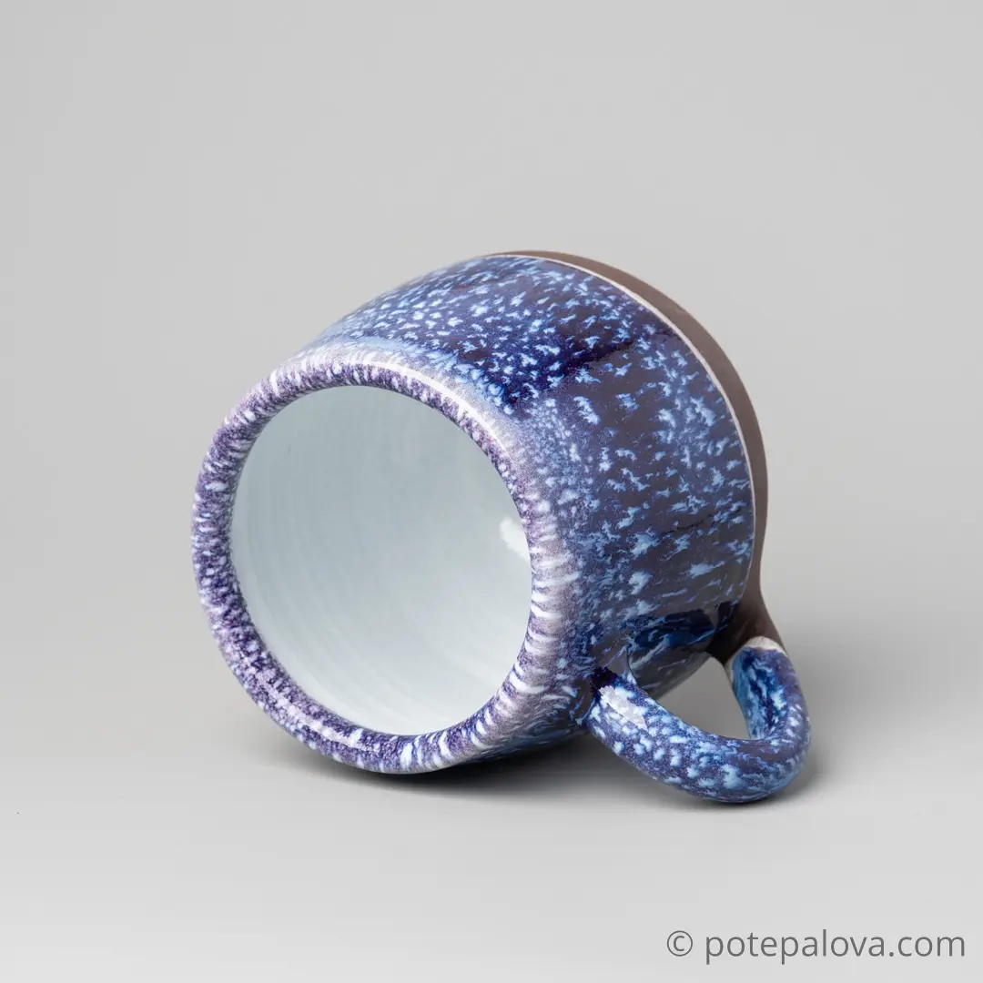 картинка Кружка "Космос" на черной глине 5 - DishWishes.Ru