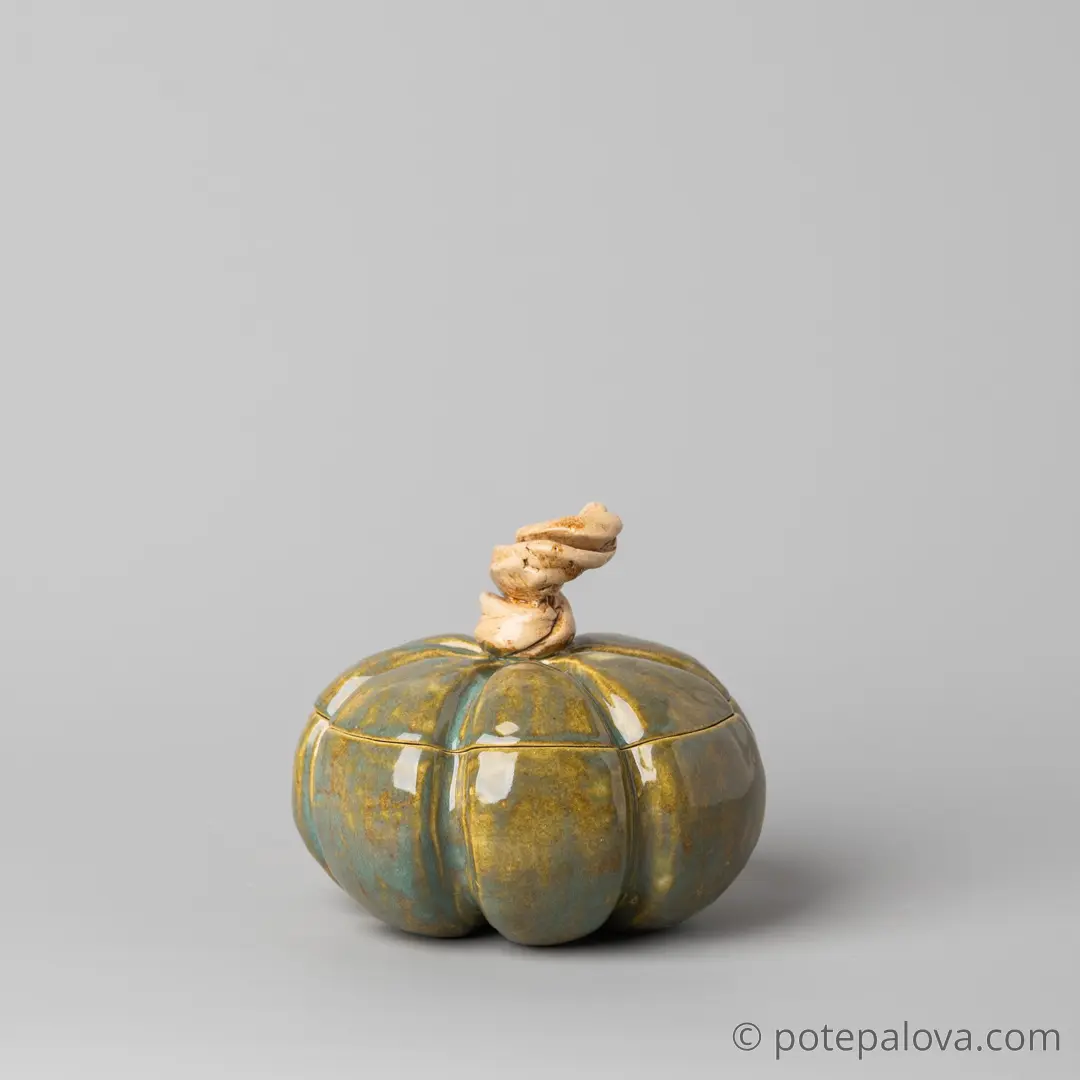 картинка Керамическая тыковка зеленая круглая средняя - DishWishes.Ru