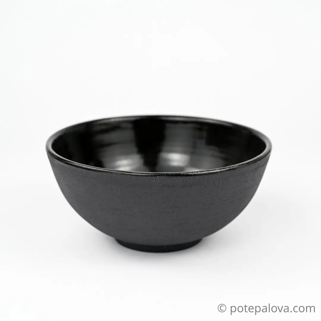 картинка Миска из серии Минимализм средняя черная - DishWishes.Ru