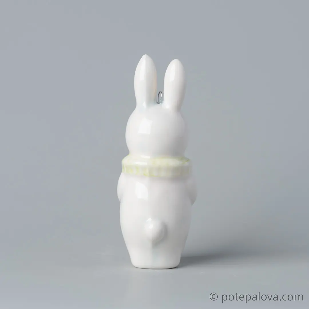 картинка Фарфоровая игрушка "Зайчик в жабо" 3 - DishWishes.Ru