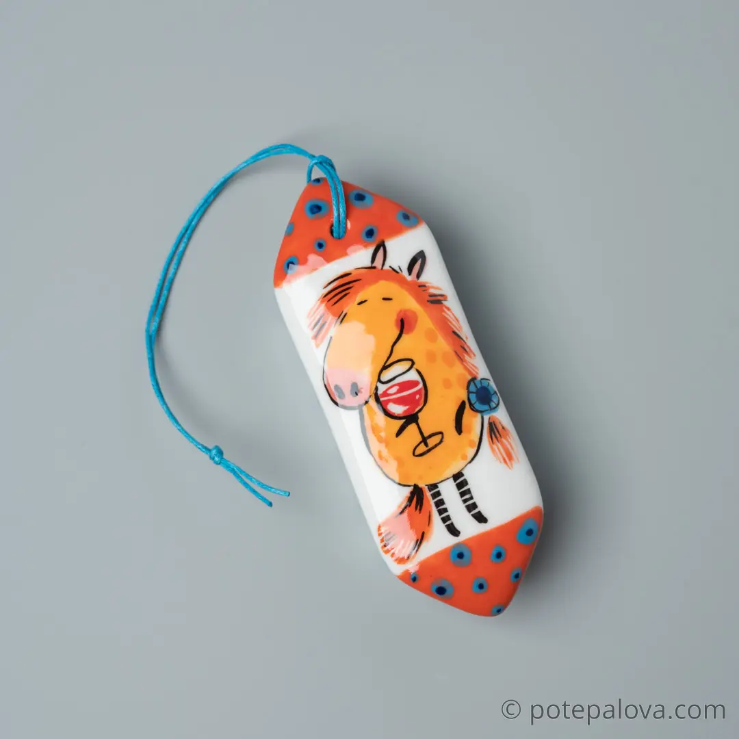 картинка Елочная игрушка в форме конфеты "Лошадка с винишком" - DishWishes.Ru