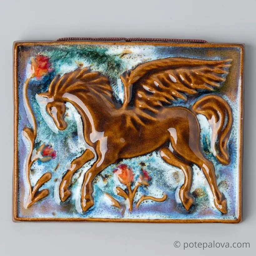 картинка Изразец ручной работы "Пегас" 2 - DishWishes.Ru