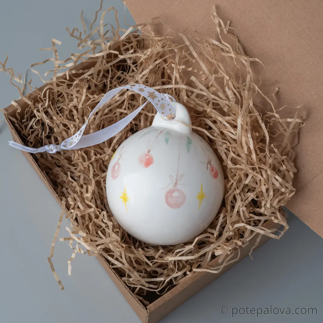 картинка Елочный шар с росписью "Лошадка" - DishWishes.Ru