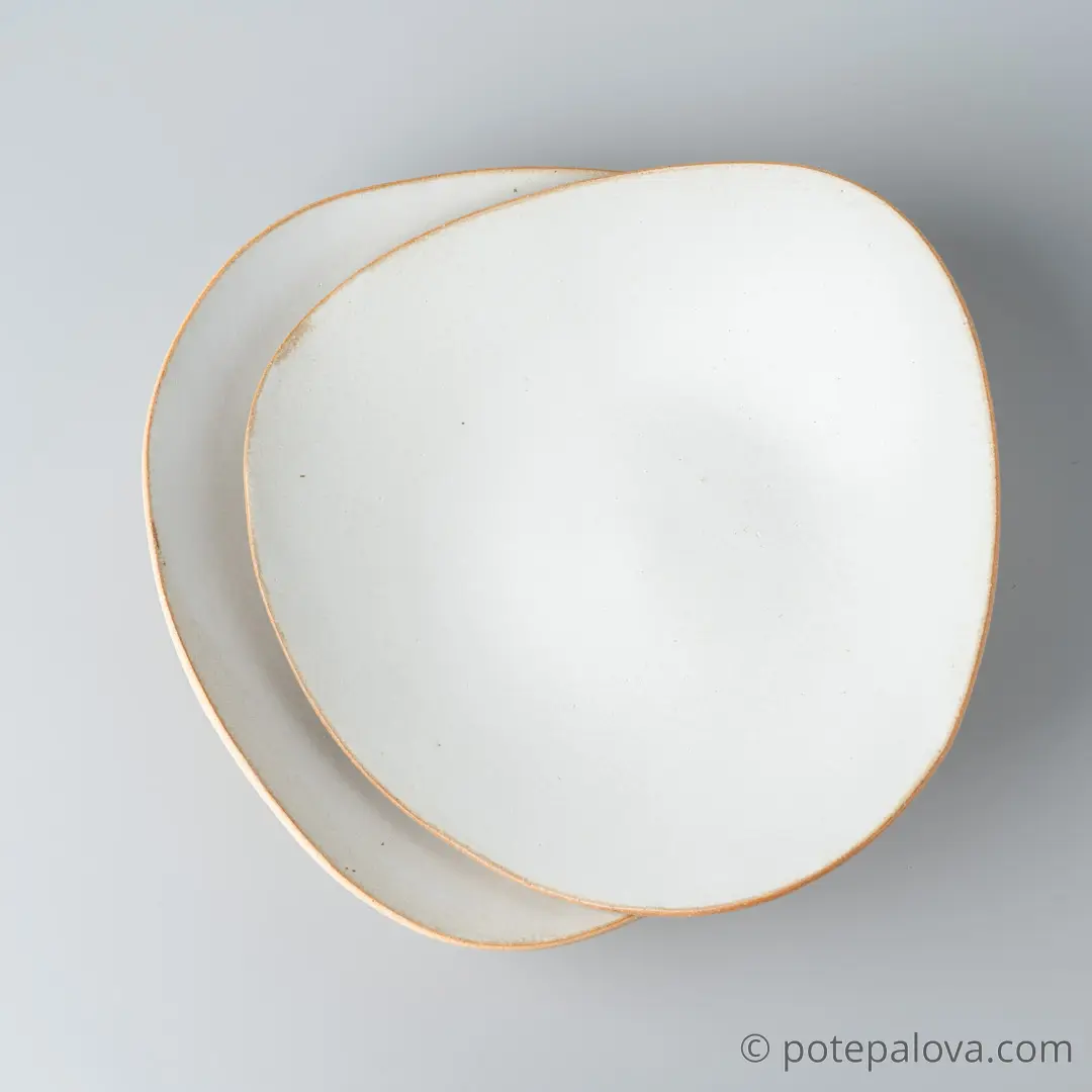 картинка Тарелка треугольная глубокая Sigma белая - DishWishes.Ru