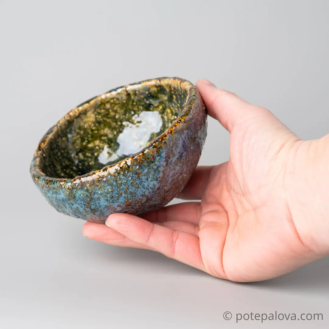 картинка Миска Niboqua средняя темная колючая - DishWishes.Ru