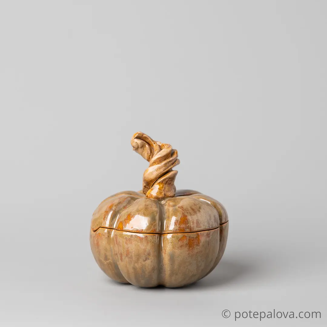 картинка Керамическая тыковка коричневая круглая средняя - DishWishes.Ru